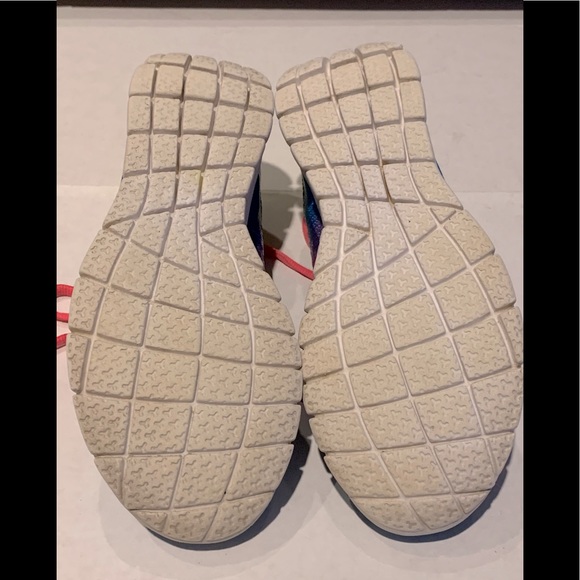 “FILA”, Girls, Size 4, Running Shoes - Picture 7 of 9